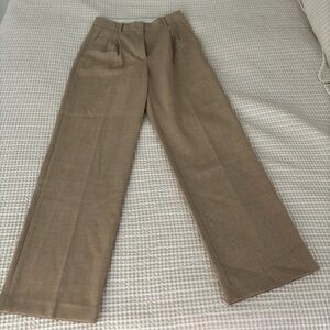 The Effortless Pant by Wilfred